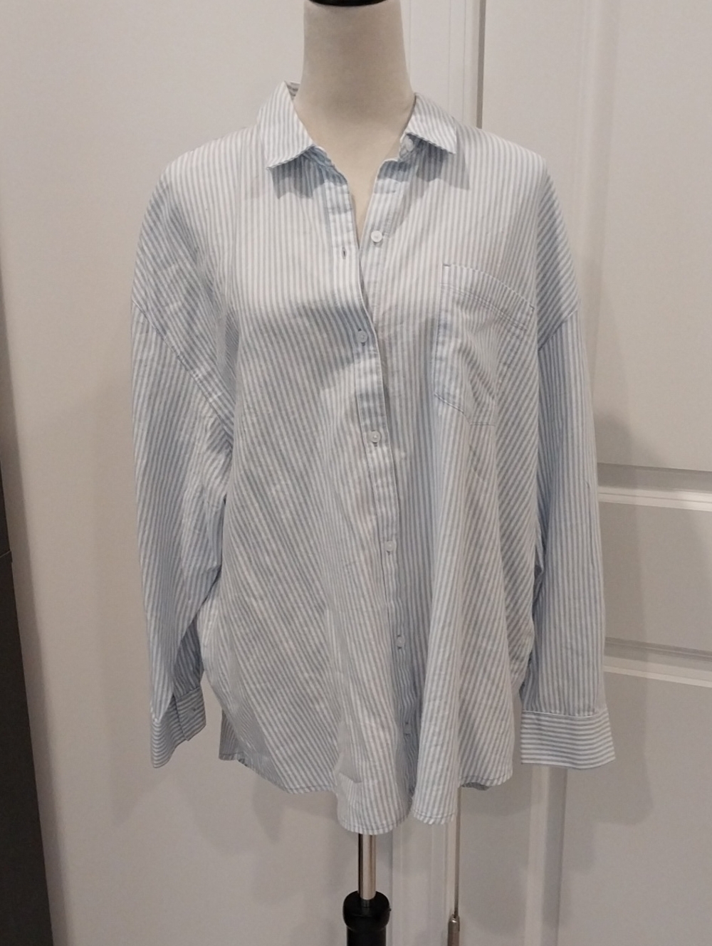Old Navy Light Blue and White Striped Button-Down Shirt